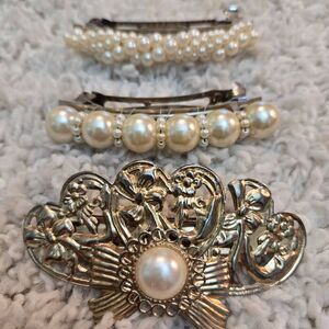 Mixed LOT 3 Barrettes Gold Tone & Pearls